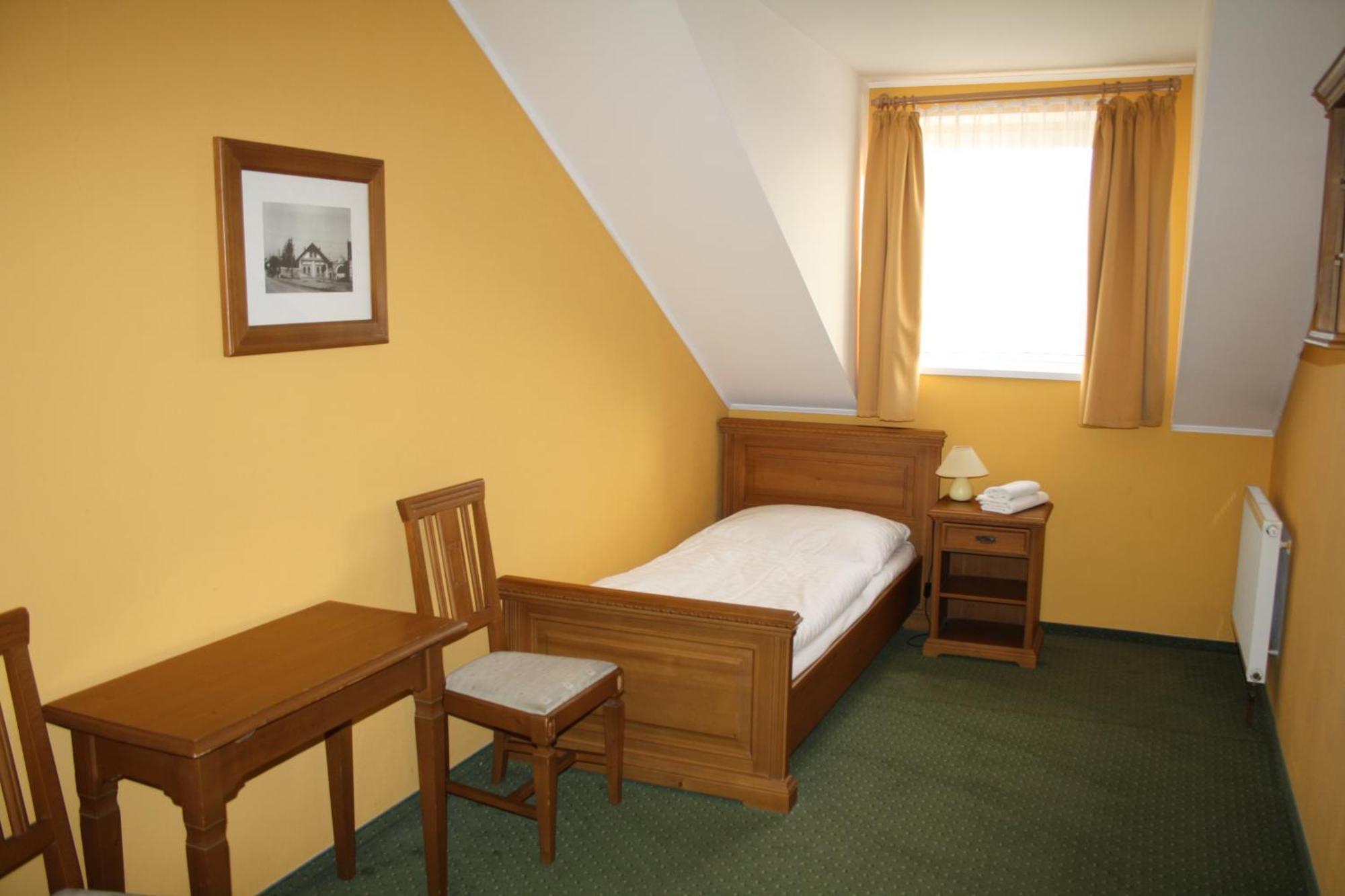 Hotel Boucek Mochov ภายนอก รูปภาพ