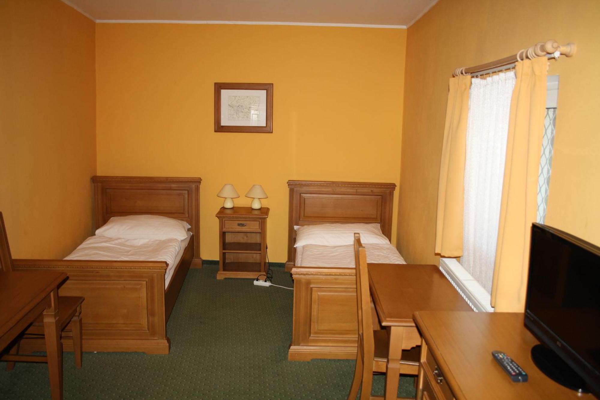 Hotel Boucek Mochov ภายนอก รูปภาพ
